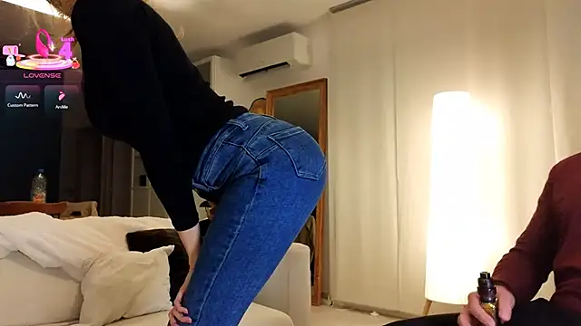 Snapshot of Luxymin34 chatting on 17, 2, 2025 Luxymin34 online show from 17, 2, 2025