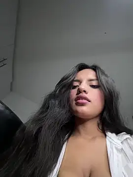 Dulceeany online show from 20, 2, 2025