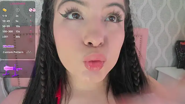 martina rivera  online show from 2, 11, 2025