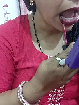 Snapshot of Urmila_bhabhii chatting on 3, 2, 2026 Urmila bhabhii online show from 3, 2, 2026