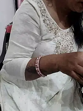 Snapshot of Urmila_bhabhii chatting on 5, 2, 2026 Urmila bhabhii online show from 5, 2, 2026