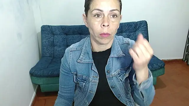 Snapshot of Marilyn_xxxx chatting on 12, 10, 2025 Marilyn xxxx online show from 12, 10, 2025