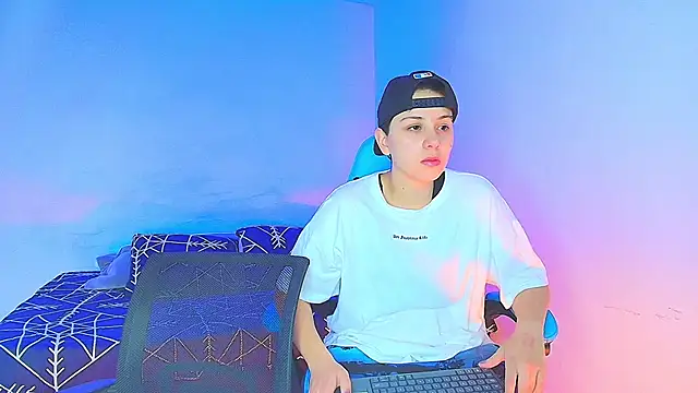 aron wi online show from 23, 12, 2024