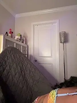 Snapshot of butterflybootyy chatting on 6, 4, 2026 butterflybootyy online show from 6, 4, 2026