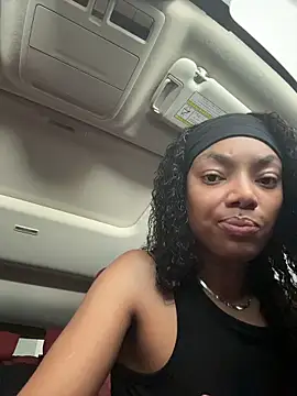 Snapshot of butterflybootyy chatting on 14, 4, 2026 butterflybootyy online show from 14, 4, 2026