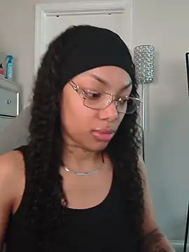 Snapshot of butterflybootyy chatting on 1, 6, 2026 butterflybootyy online show from 1, 6, 2026