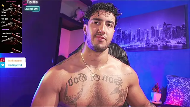 Snapshot of JACOB_MARTINS chatting on 9, 11, 2025 JACOB MARTINS online show from 9, 11, 2025