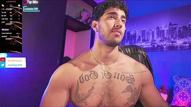 Snapshot of JACOB_MARTINS chatting on 10, 11, 2025 JACOB MARTINS online show from 10, 11, 2025