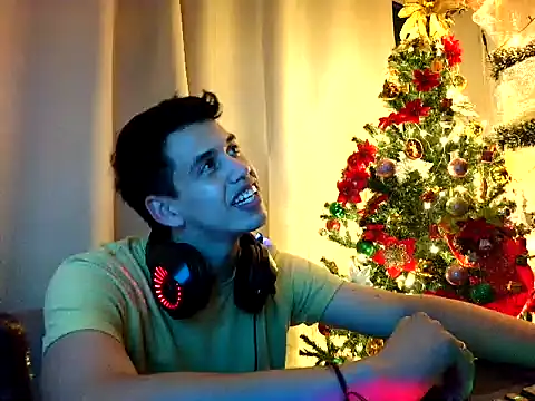 Snapshot of berc2 chatting on 17, 12, 2025 berc2 online show from 17, 12, 2025