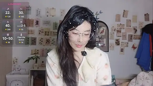 Snapshot of alisa-520 chatting on 27, 10, 2025 alisa-520 online show from 27, 10, 2025