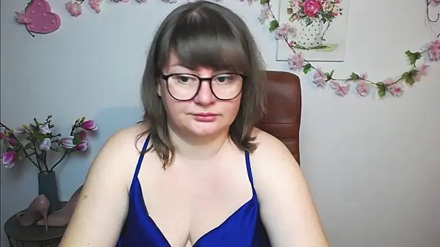 ZannaDreil online show from 13, 9, 2025