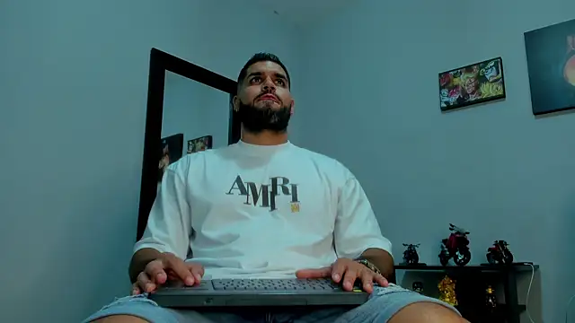 SamirHazard97 online show from 8, 1, 2025