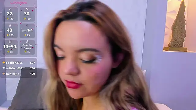 EmilyRouss  online show from 1, 2, 2025