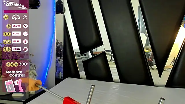 Snapshot of melody_suarez chatting on 28, 2, 2025 melody suarez online show from 28, 2, 2025