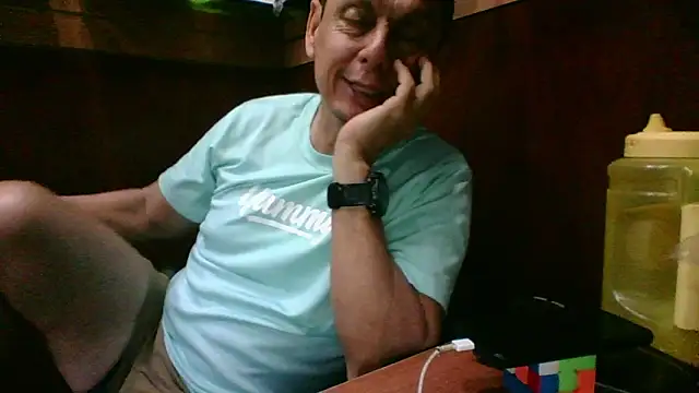 Snapshot of MarcusKelvin chatting on 23, 10, 2025 MarcusKelvin online show from 23, 10, 2025