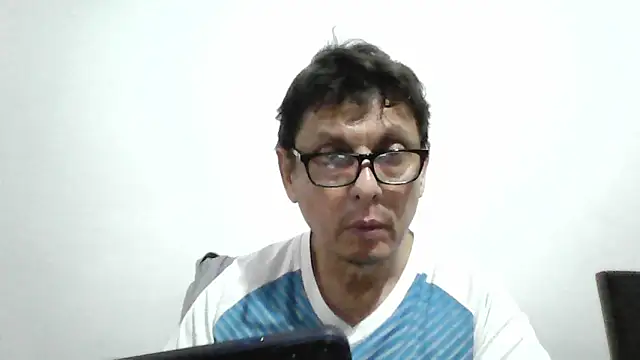 Snapshot of MarcusKelvin chatting on 22, 4, 2026 MarcusKelvin online show from 22, 4, 2026