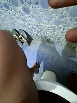 Snapshot of divyansh_hyderabadi chatting on 5, 12, 2024 divyansh hyderabadi online show from 5, 12, 2024