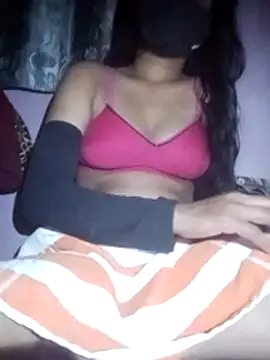 Snapshot of HornyWestern chatting on 28, 11, 2025 HornyWestern online show from 28, 11, 2025