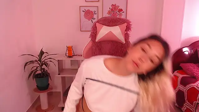 Dahlia  espresso online show from 17, 9, 2025