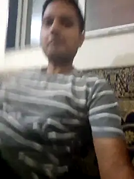 Jonrobinso online show from 5, 3, 2025