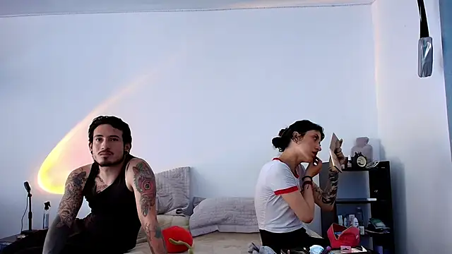 Snapshot of anika_lowen02 chatting on 4, 2, 2025 anika lowen02 online show from 4, 2, 2025