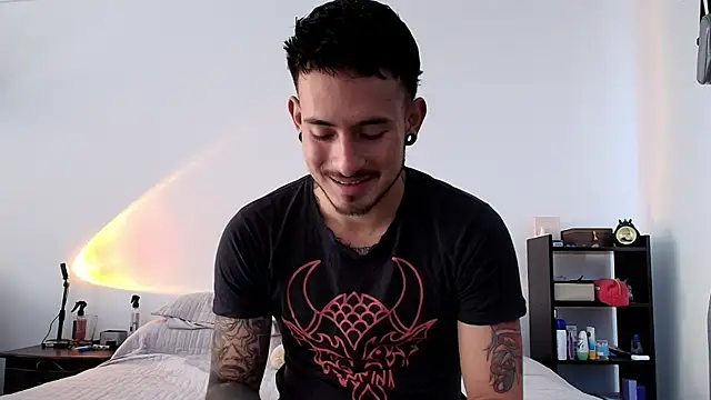 Snapshot of anika_lowen02 chatting on 19, 2, 2025 anika lowen02 online show from 19, 2, 2025