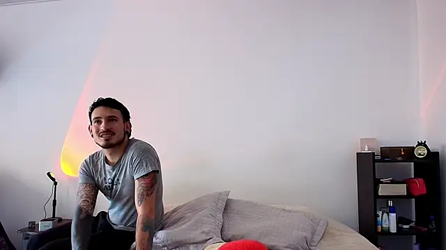 Snapshot of anika_lowen02 chatting on 27, 2, 2025 anika lowen02 online show from 27, 2, 2025