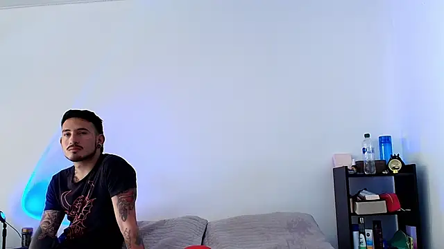 Snapshot of anika_lowen02 chatting on 17, 3, 2025 anika lowen02 online show from 17, 3, 2025