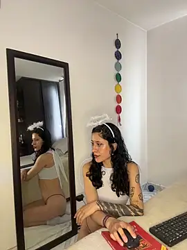 Snapshot of anika_lowen02 chatting on 23, 10, 2025 anika lowen02 online show from 23, 10, 2025