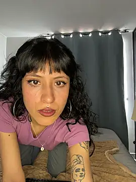 Snapshot of anika_lowen02 chatting on 27, 10, 2025 anika lowen02 online show from 27, 10, 2025