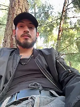 Snapshot of anika_lowen02 chatting on 18, 11, 2025 anika lowen02 online show from 18, 11, 2025