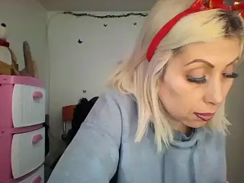 alixia81 online show from 10, 12, 2024