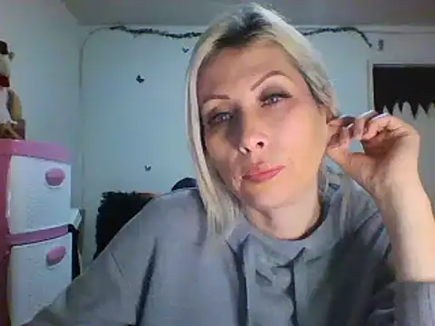 alixia81 online show from 21, 12, 2024