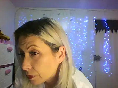 alixia81 online show from 16, 2, 2025