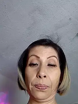 alixia81 online show from 18, 9, 2025