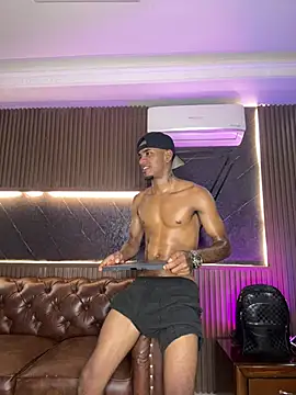 Snapshot of AaronCruz_ chatting on 27, 3, 2026 AaronCruz online show from 27, 3, 2026