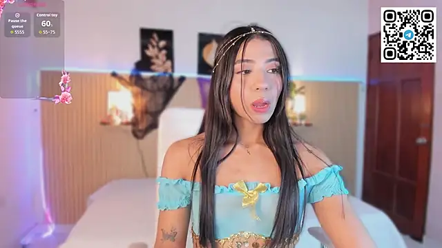 Snapshot of Harmony_Malkova chatting on 28, 10, 2025 Harmony Malkova online show from 28, 10, 2025