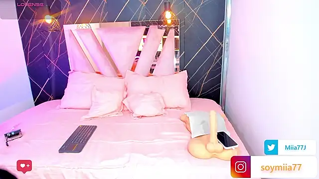 Snapshot of Miia77_ chatting on 9, 3, 2026 Miia77 online show from 9, 3, 2026