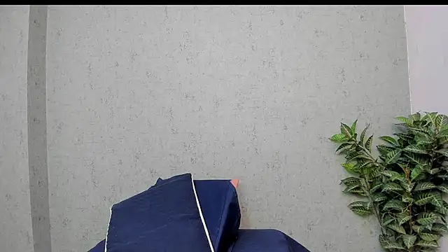 Tiffany mendez online show from 9, 2, 2026