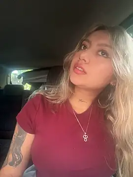 Snapshot of amanda-medrano1 chatting on 15, 1, 2026 amanda-medrano1 online show from 15, 1, 2026