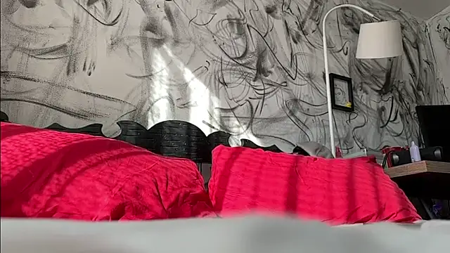 Snapshot of Saturno_v chatting on 12, 1, 2025 Saturno v online show from 12, 1, 2025