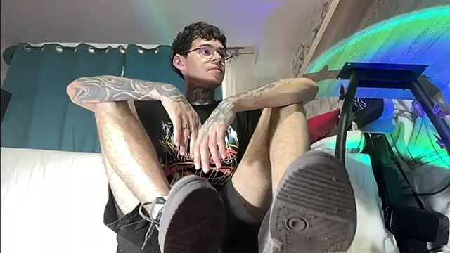 Snapshot of Saturno_v chatting on 14, 1, 2025 Saturno v online show from 14, 1, 2025