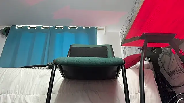 Snapshot of Saturno_v chatting on 7, 2, 2025 Saturno v online show from 7, 2, 2025