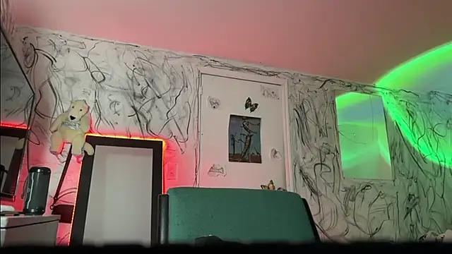 Snapshot of Saturno_v chatting on 12, 2, 2025 Saturno v online show from 12, 2, 2025