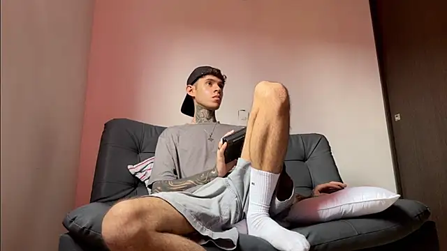 Snapshot of Saturno_v chatting on 15, 3, 2025 Saturno v online show from 15, 3, 2025