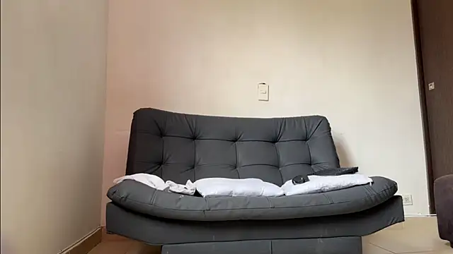 Snapshot of Saturno_v chatting on 18, 3, 2025 Saturno v online show from 18, 3, 2025