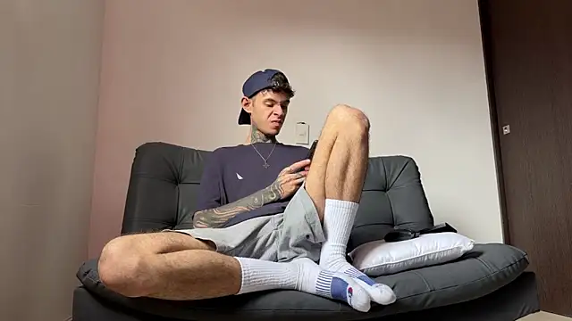 Snapshot of Saturno_v chatting on 21, 3, 2025 Saturno v online show from 21, 3, 2025