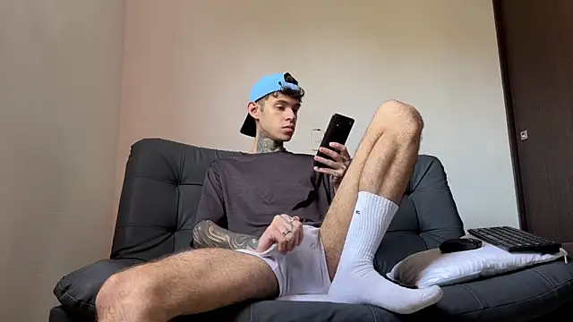 Snapshot of Saturno_v chatting on 24, 9, 2025 Saturno v online show from 24, 9, 2025