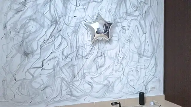 Snapshot of Saturno_v chatting on 28, 9, 2025 Saturno v online show from 28, 9, 2025