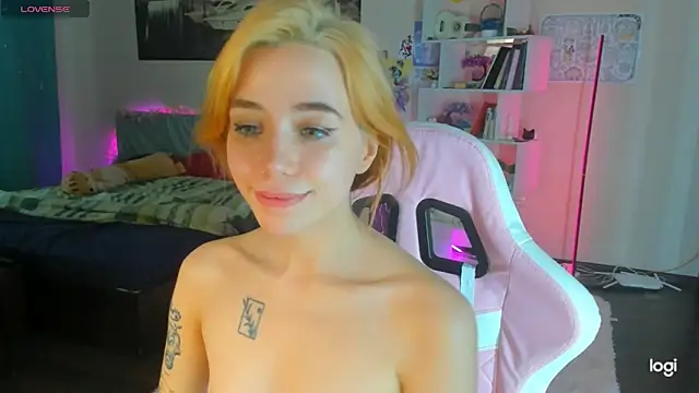 Snapshot of Ramona_Johnson chatting on 3, 2, 2025 Ramona Johnson online show from 3, 2, 2025